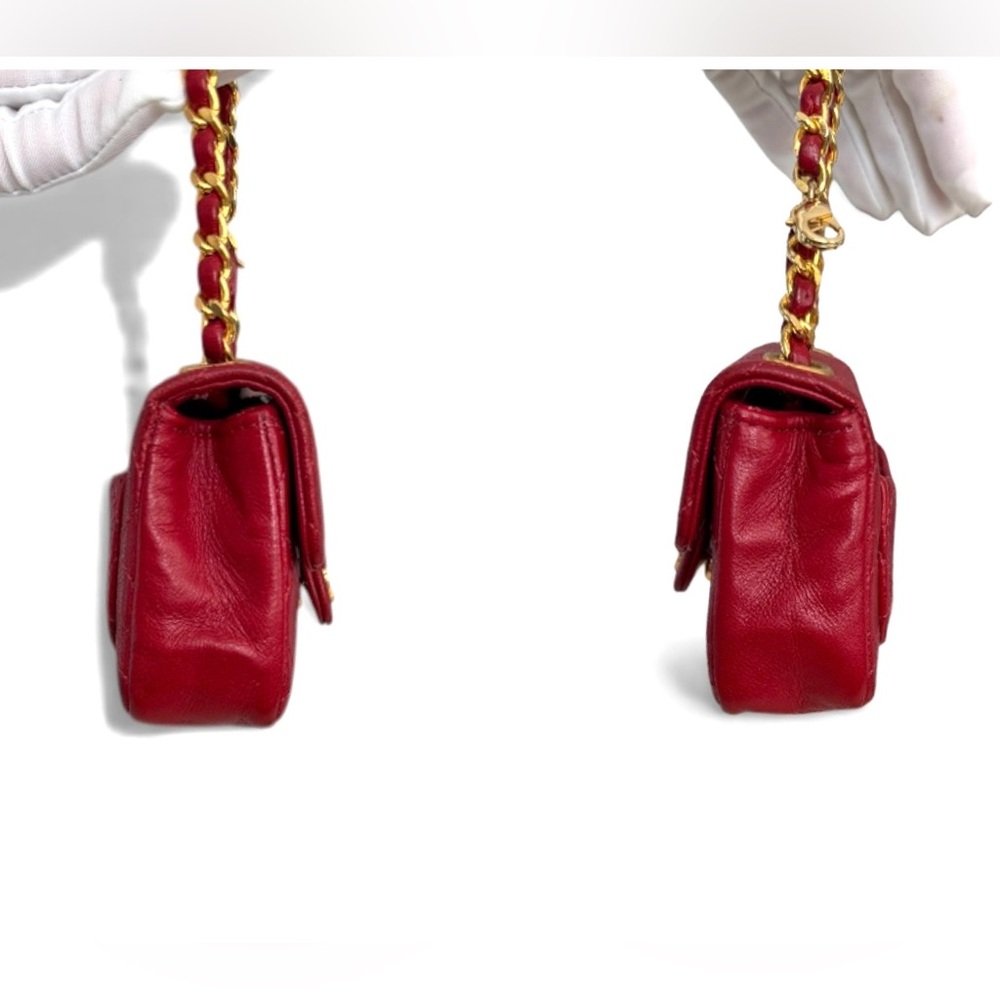 CHANEL 1989 Mini Matelasse Coco Mark Chain Belt Waist Bag | Vintage | 24K Plated - Picture 7 of 15